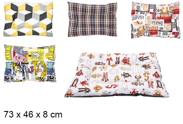 Small rectangular pet cushion