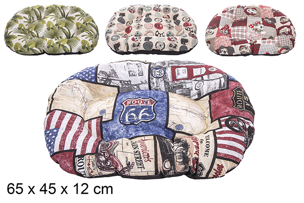 Medium oval pet cushion