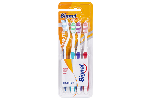 Pack 4 Signal toothbrushes