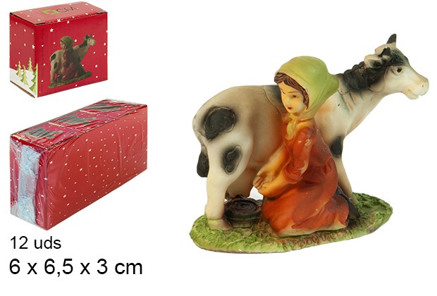 Resin shepherdess milking cow 6,5 cm