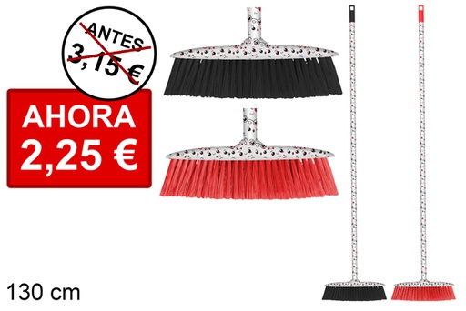 [114771] OVAL BROOM W/FACES DECORATED STICK 130CM