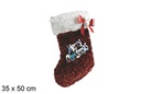 Enfeites de Papai Noel decorados com meia de Feliz Natal